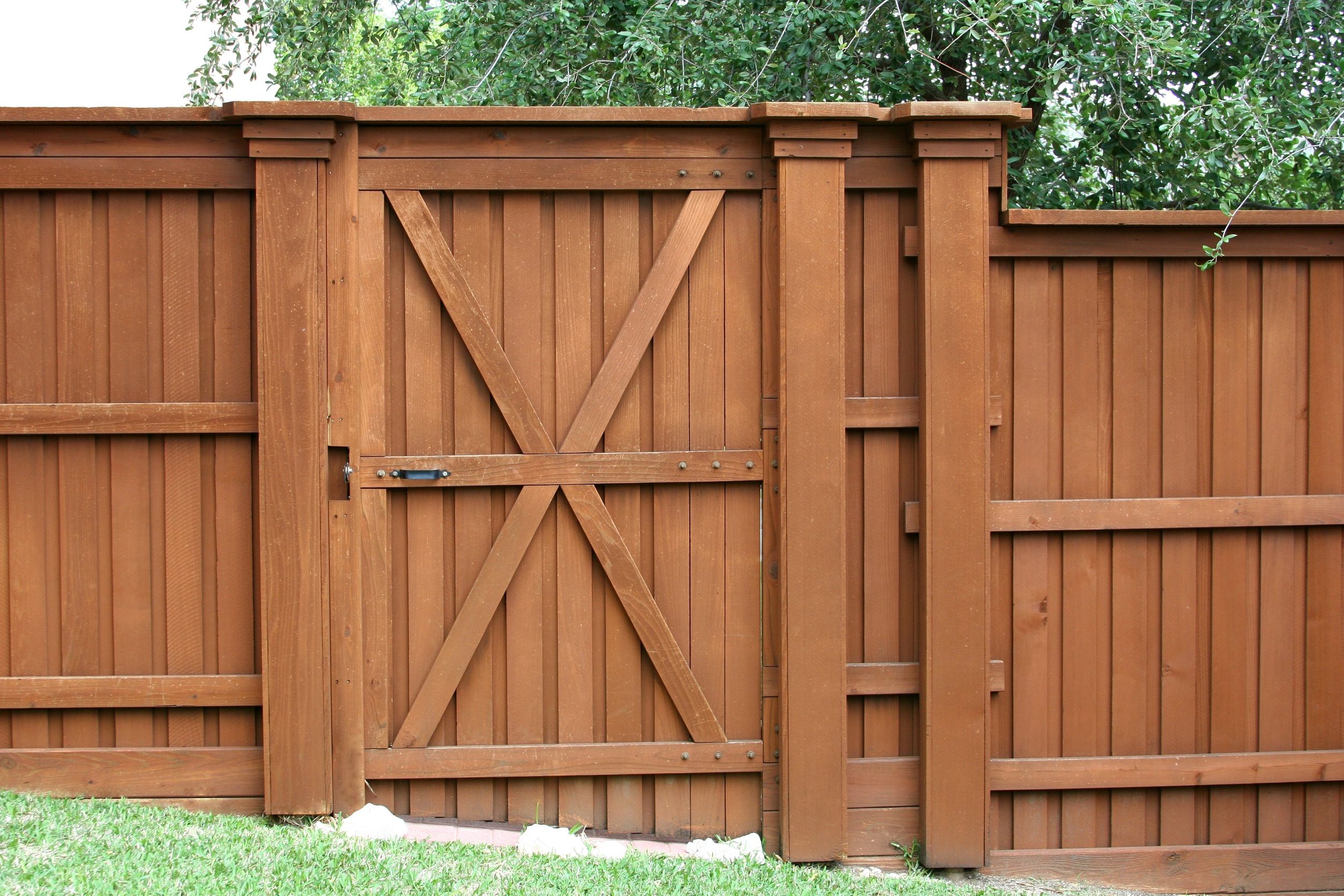 Benefits of Installing Vinyl Fence Panel Suffolk County