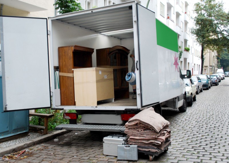 Choosing the Right Office Moving Company