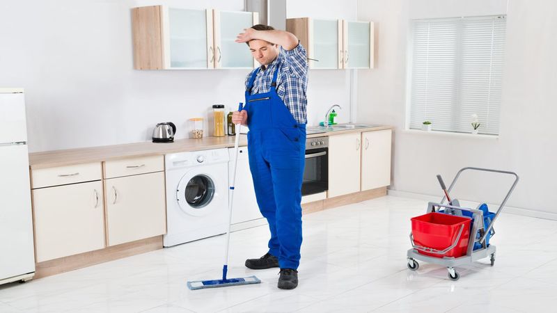 Hiring a House Cleaner in Gilbert, AZ : Four Ways to Get the Most for Your Money