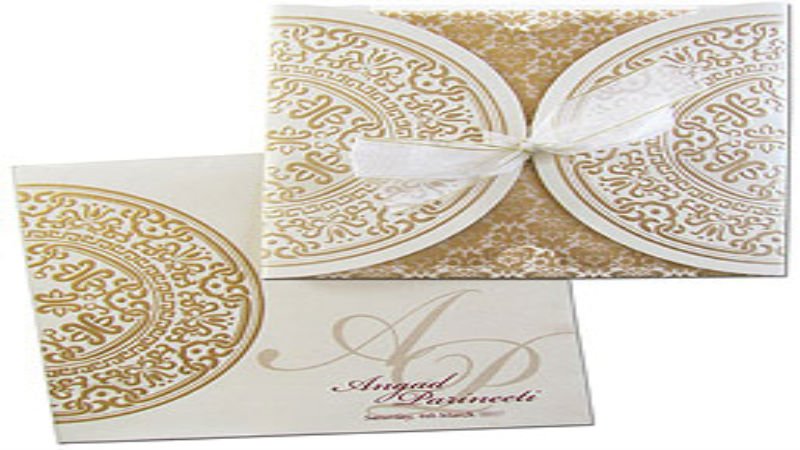 3 Ways to Personalize Your Wedding Invitations