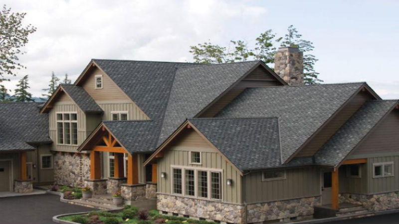 5 Reasons to Hire Roofers in Puyallup WA During the Fall