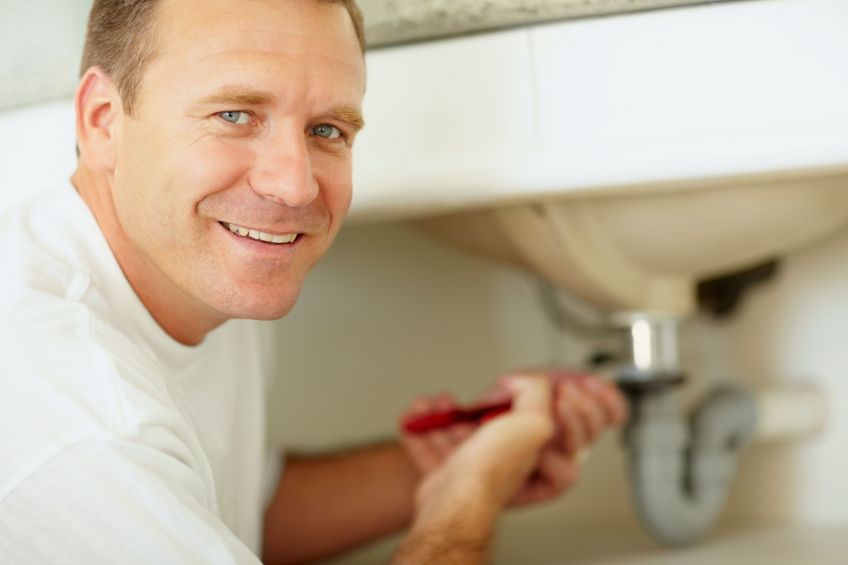 Ways a Plumber in Memphis can Help with Water Heater Issues