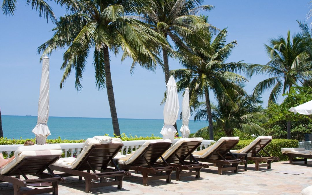 Find Your Ideal Vacation Getaway with Beach Pensacola Rentals Steps from the Shore